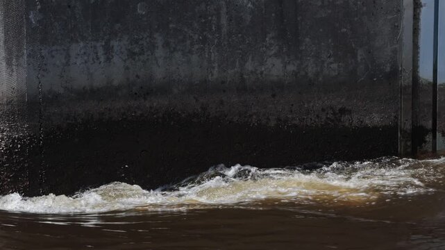 Alvkarleby, Sweden Water flowing in the Dala River at the Alvkarleby dam and hydroelectric plant. 