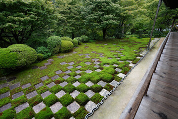 京都東福寺本坊庭園の市松模様の苔