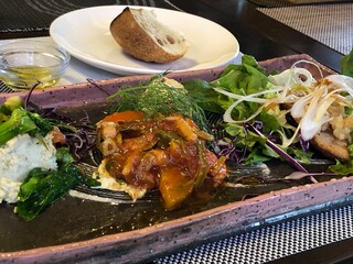 grilled chicken breast with vegetables