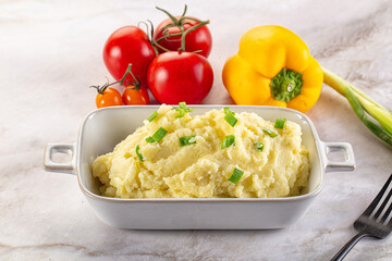 Mashed potato with green onion