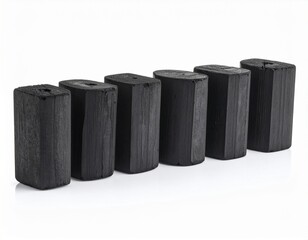 並べられた炭の質感