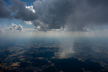 Regenschauer aus der Luft