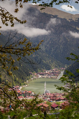 Lake view through the trees (Türkiye Trabzon Uzungöl)