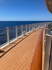 Impressionen von einem Kreuzfahrtschiff	