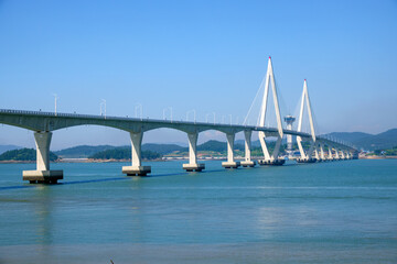 Fototapeta premium 전남 무안과 영광을 연결하는 칠산대교