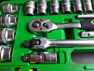 Ratchet wrench sets or ratchet impact wrenches are commonly used for mechanical work, including automotive repair and other jobs.