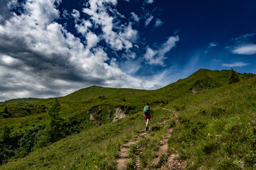 Fototapeta premium hiking in the Austrian alps 