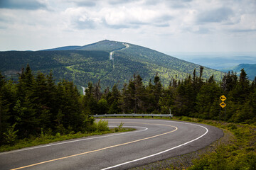 Obraz premium road in the mountains