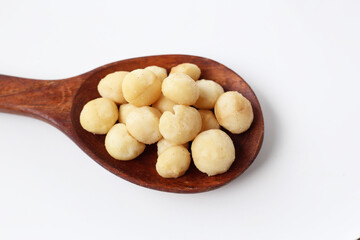 Deliciously salted roasted macadamia nuts
