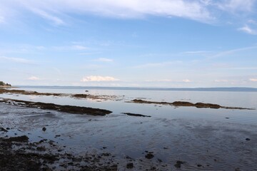 Beach at sunset and vast horizon. 