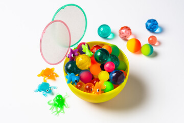 スーパーボールすくいと金魚のおもちゃ