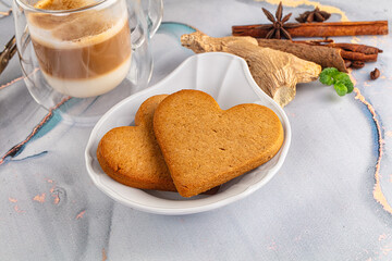 Sweet ginger cookies for snack