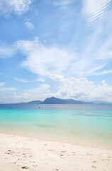 Fototapeta premium Sibuan Island in the Tun Sakaran Marine Park, Sabah, Borneo, Malaysia.
