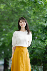 笑顔のミドル女性