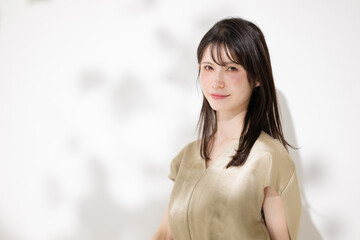 ビューティーイメージ　ミドル女性