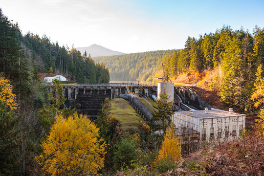 The Lower Elwha River Dam in 2012, just before the dam was removed and the landscape returned to the river.