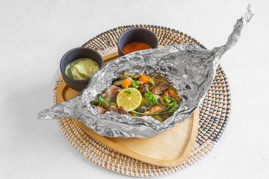 Poisson-chat en papillote &ndash; plat traditionnel congolais