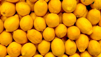 Fresh lemons on the market