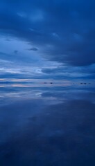 Fototapeta premium Reflecting Salt Desert in Shallow Water