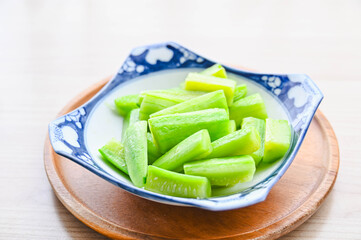 きゅうりの翡翠炒め