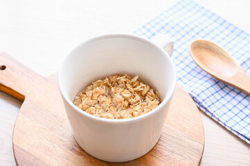 マグカップで米化したオートミール