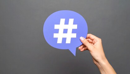 Obraz premium Hashtag Sign Inside Purple Speech Bubble