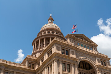 Afternoon light on the Texas State Capitol building.  Austin, Texas, USA.