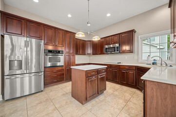 Bright and Modern Kitchen with Clean, Minimal Design