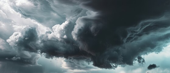 Obraz premium Dramatic storm clouds in a moody sky.