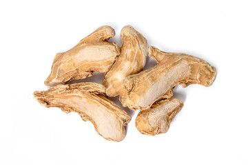 Aromatic whole dried ginger root (sunth), an essential spice for cooking and herbal remedies.