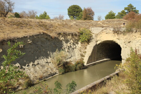 Tunnel de Malpas, canal du midi