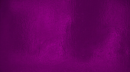 Metalloberfläche in lila mit Licht Reflektion