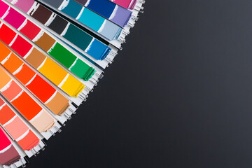 Choosing the right paint colors for your home makeover project