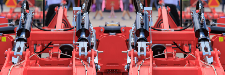 Hydraulic mechanisms of agricultural machinery and equipment.