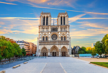 Front view of Notre-Dame, famous place of visit of Paris, sunrise photo