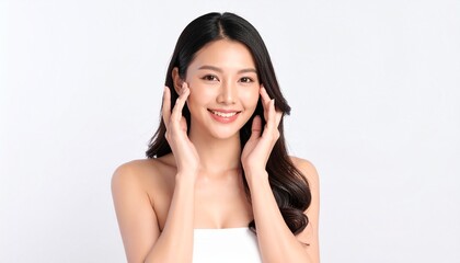 Naklejka premium 日本人, 超リアル, 美しい若い女性, 長い黒髪, 自然なメイク, 白いキャミソール, 肌が輝く, 顔に手を添えている, クローズアップ, 柔らかなライティング, 美容広告風, スタジオ背景（白）, 高解像度 Japanese, ultra-realistic, beautiful young woman, long black hair, natural makeup