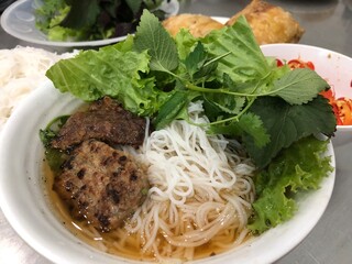 vietnamese traditional noodle soup bun cha