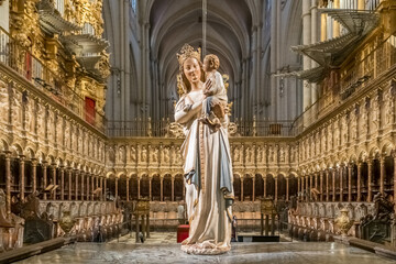 Choir and Virgen Blanca sculpture at Toledo Cathedral interior Spain