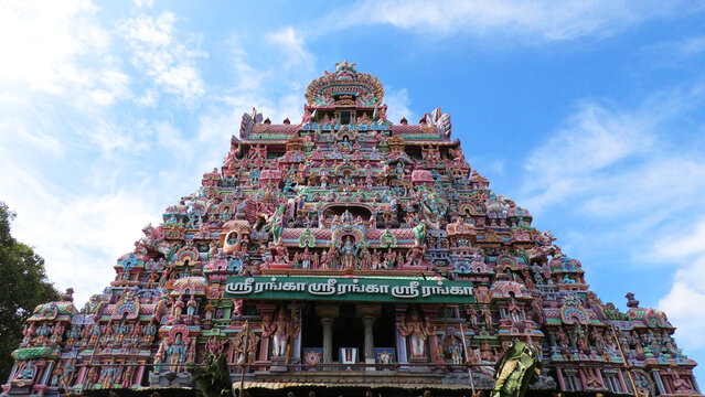 Intricately carved colorful gateway tower of Sri Ranganathaswamy Temple, Srirangam, Tamil Nadu, India