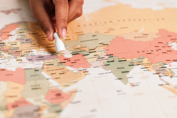 Exploring geographic boundaries mapping regions global context infographic interactive aerial view cartography insights