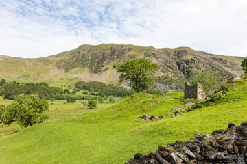 Fototapeta premium Lake District landscape on a summer day with hills, mountains, walking paths