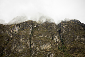 Parque Nacional Cajas en la Provincia de Azuay en Cueca, Ecuador. Una especie de paramo con diversidad de animales, senderos que atraviesan bosques nubosos de hoja perenne y sus cientos de lagunas.