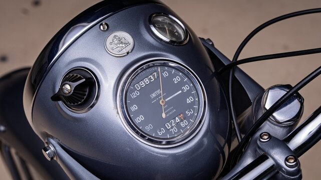 Phoenix, AZ, USA
July 18, 2025
1957 Norton Dominator