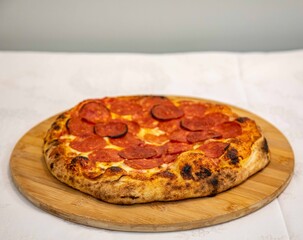 Pepperoni's true rustic pizza with sourdough mass fermented with Levain. A perfect vera pizza