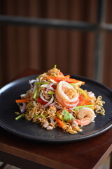 chinese food stir fried noodles with shrimp