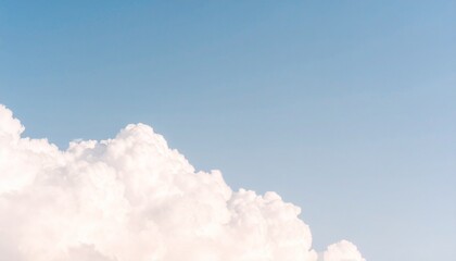 真っ白で美しい雲