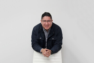 30-year-old Latino man with glasses is proud to be a successful business entrepreneur