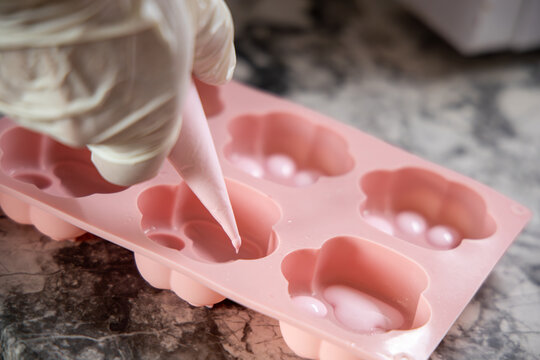 Precision dessert molding