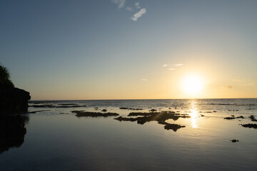 伊江島から見た海から昇る朝日