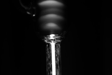 low pressure discharge tube